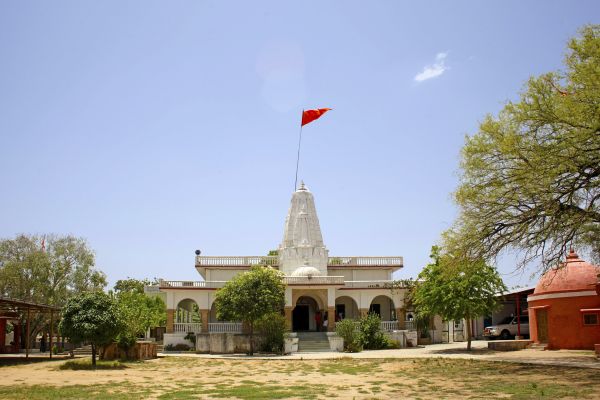 Kailash ashram